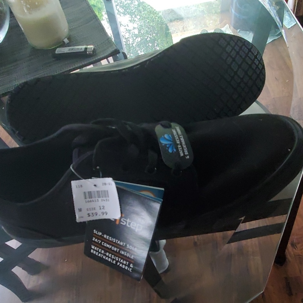 Back shoes